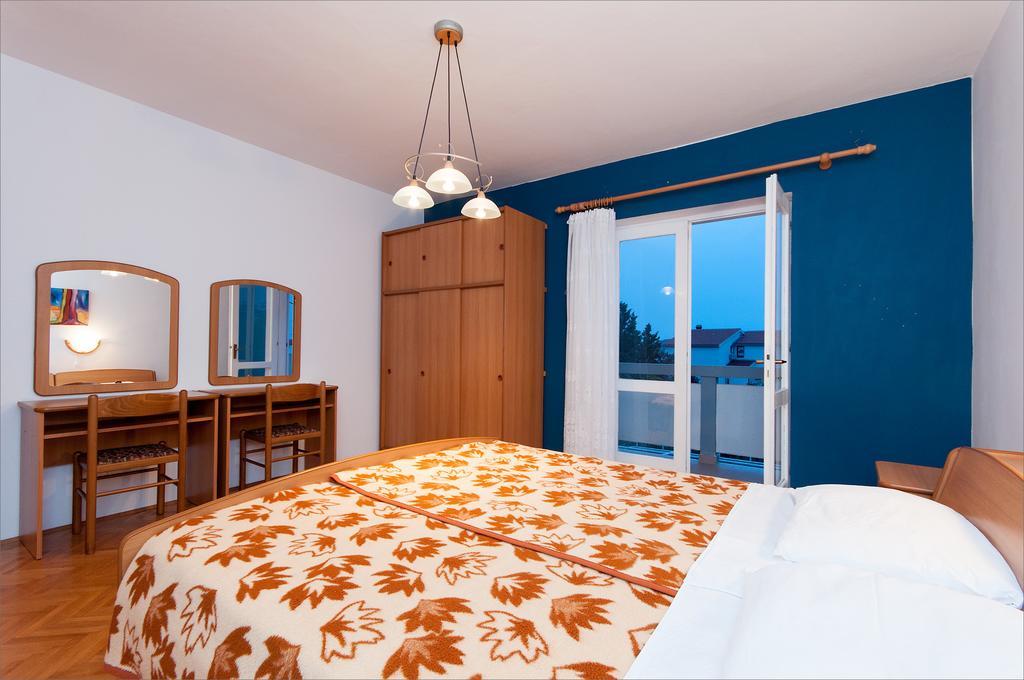 Appartement Maslinov Hlad à Barbat na Rabu Chambre photo