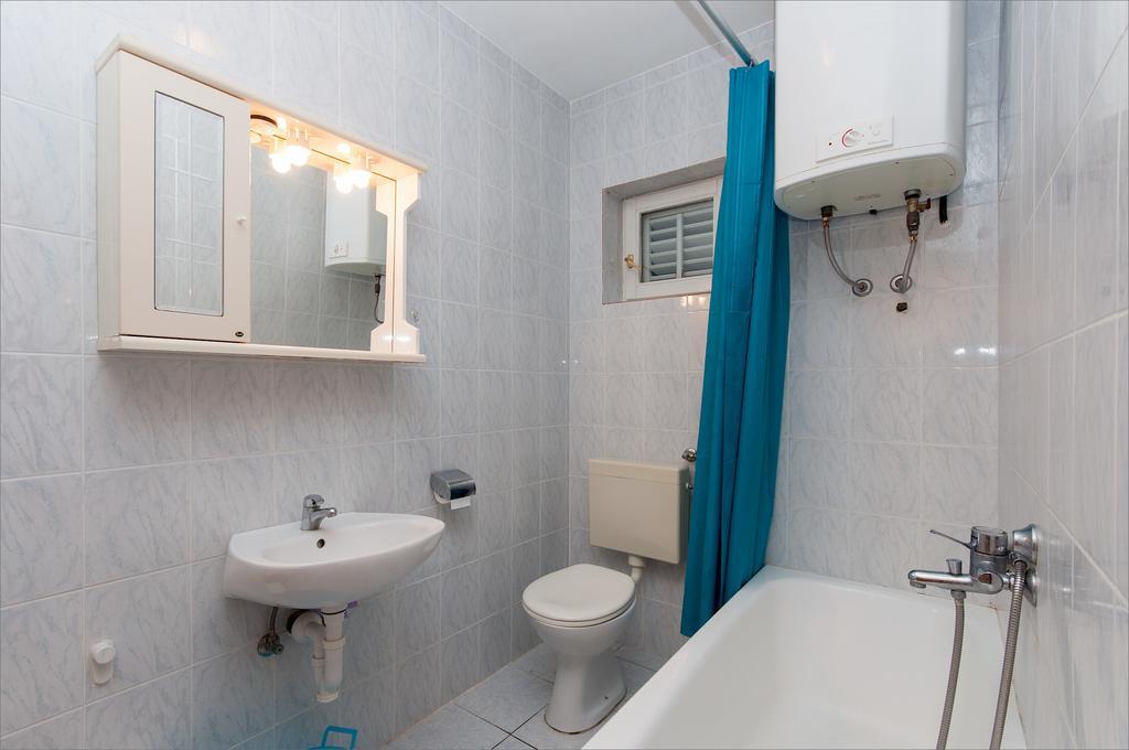 Appartement Maslinov Hlad à Barbat na Rabu Chambre photo
