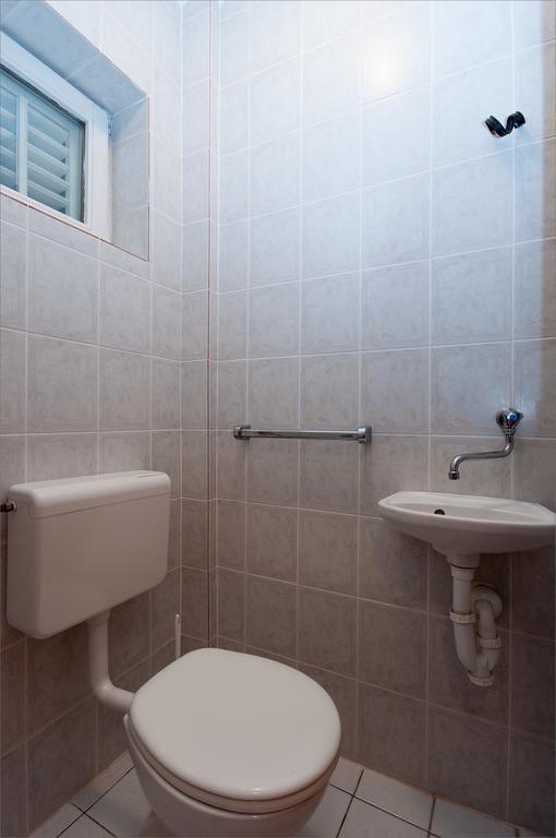 Appartement Maslinov Hlad à Barbat na Rabu Chambre photo